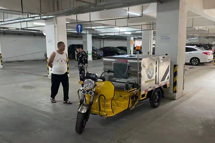 車載高壓清洗車K11-2 意大利AR高壓水泵 三輪高壓清洗車多功能小區(qū)物業(yè)小型水槍沖洗地面清洗車